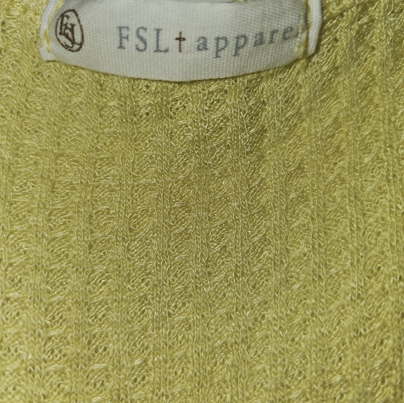 Yellow top with sheer sleeves - Picture 2 of 2